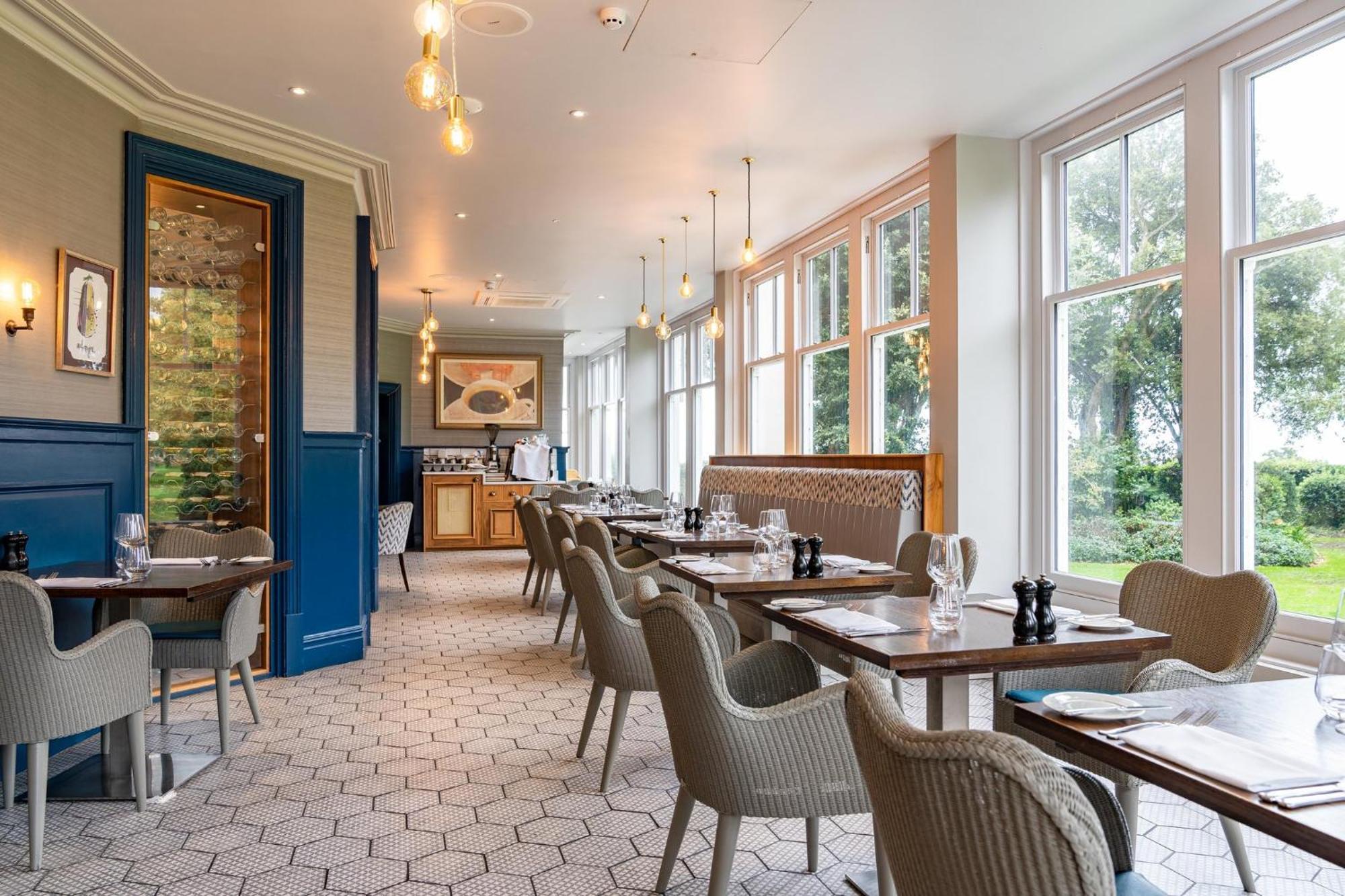 Hotel Voco The Clifton Folkestone By Ihg Exterior foto